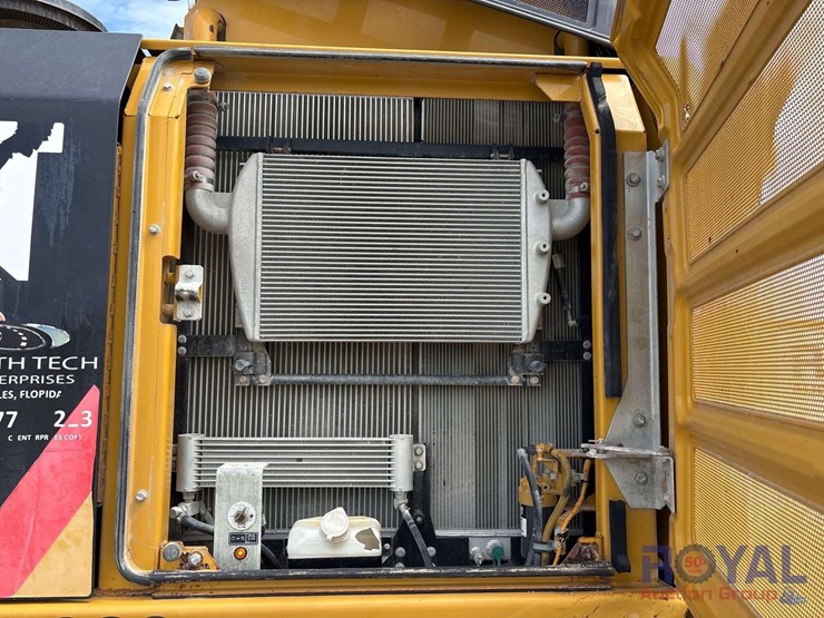 2017-caterpillar-326fl-image-16