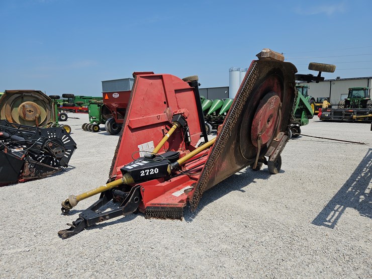 bush-hog-2720-image-1