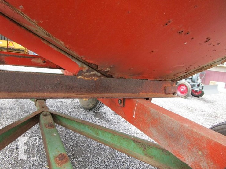 john-deere-1065a-image-9