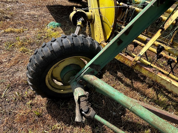 john-deere-660-image-8
