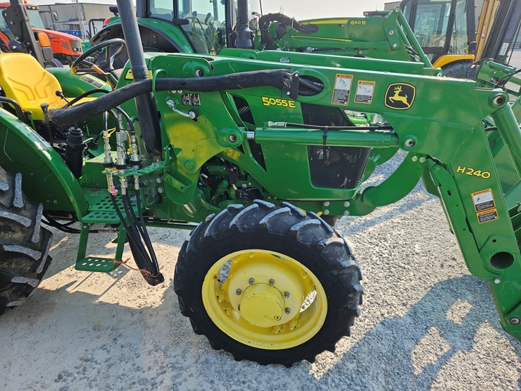 2015-john-deere-5055e-image-20