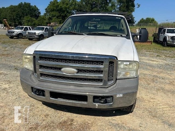 2006-ford-f350-sd-image-2