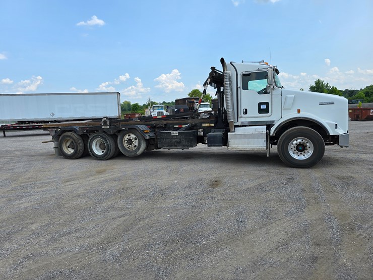 2012-kenworth-t800-image-55