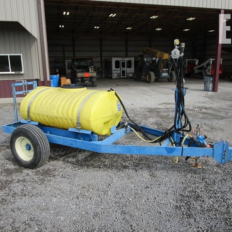 AG SPRAY EQUIPMENT 300