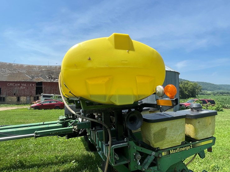 john-deere-7200-image-62
