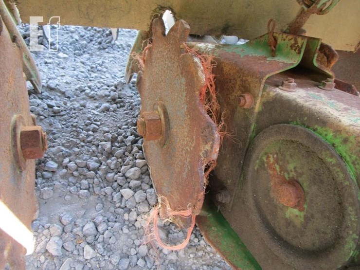 john-deere-8550-image-4