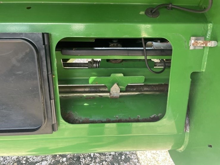 2013-john-deere-635fd-image-18