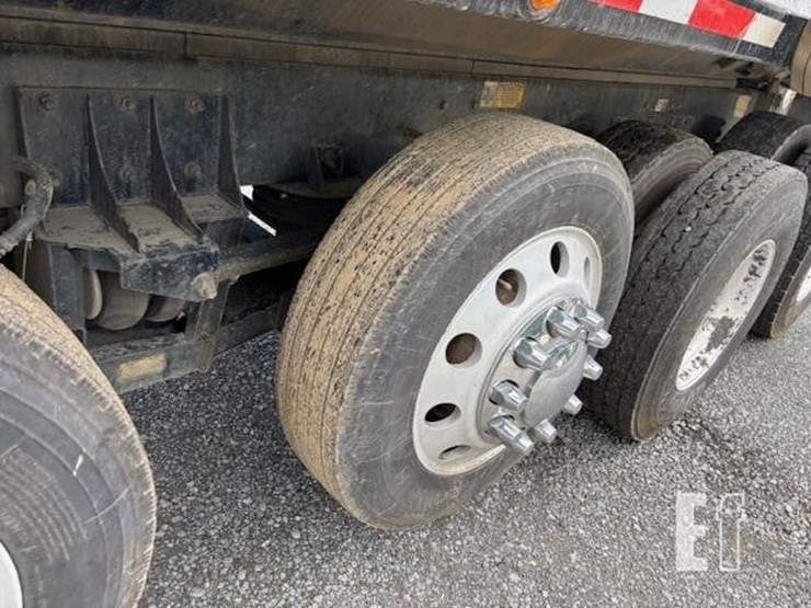 2006-kenworth-t800-image-30