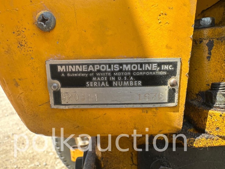 minneapolis-moline-l-image-2