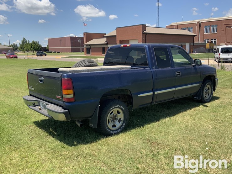 2002-gmc-sierra-1500-image-5