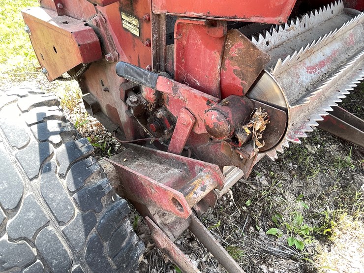 #1066-•-sperry-new-holland-892-chopper-(arcadia,-wi)-image-37