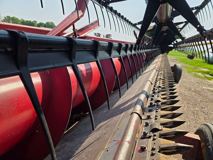 ih-model-1020-bean-head,-25’-wide,-bolt-on-sections,-comes-with-4-wheel-header-trailer,-9.5l-14-tire-image-8