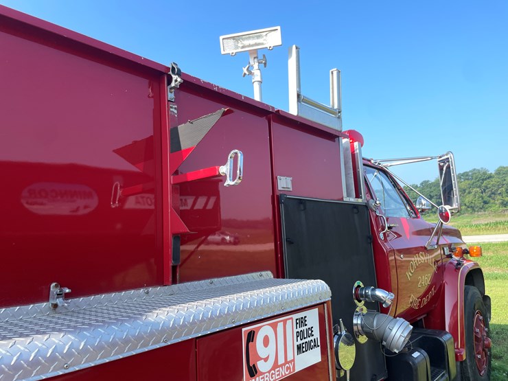 #1017-•-1985-retired-firetruck-(has-wi-title)-image-39