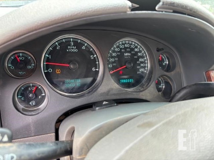 2008-chevrolet-avalanche-1500-image-9