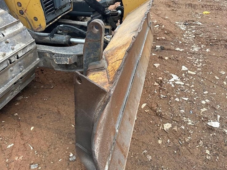2013-deere-650k-lgp-image-13