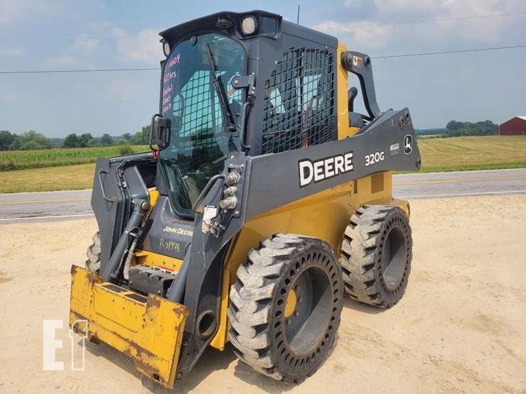 deere-320g-image-12