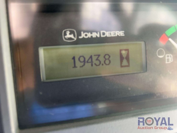 2021-deere-333g-image-6