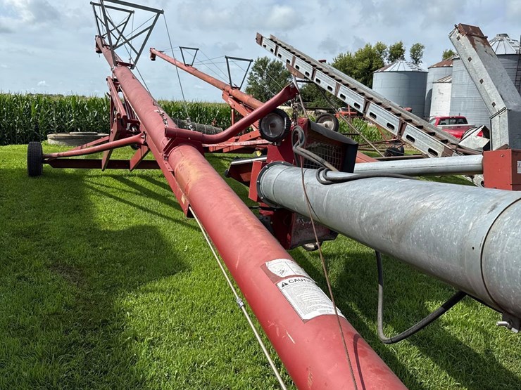 sudenga-hi-ef-10-x-66-auger-image-4