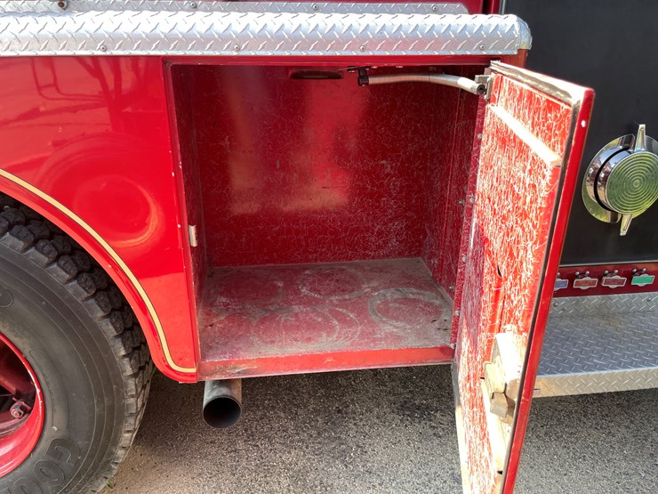 #1017-•-1985-retired-firetruck-(has-wi-title)-image-41