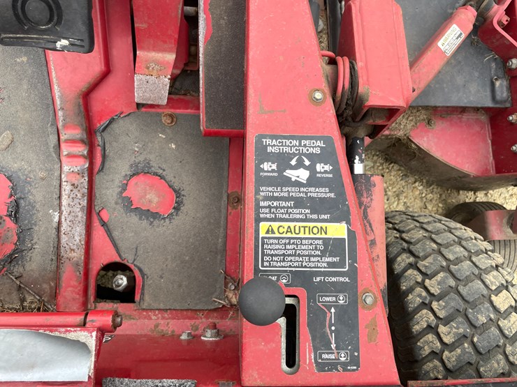 #1075-•-toro-lawn-mower-image-28