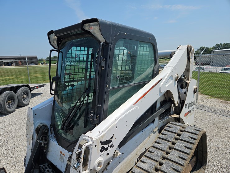 2013-bobcat-t650-image-14