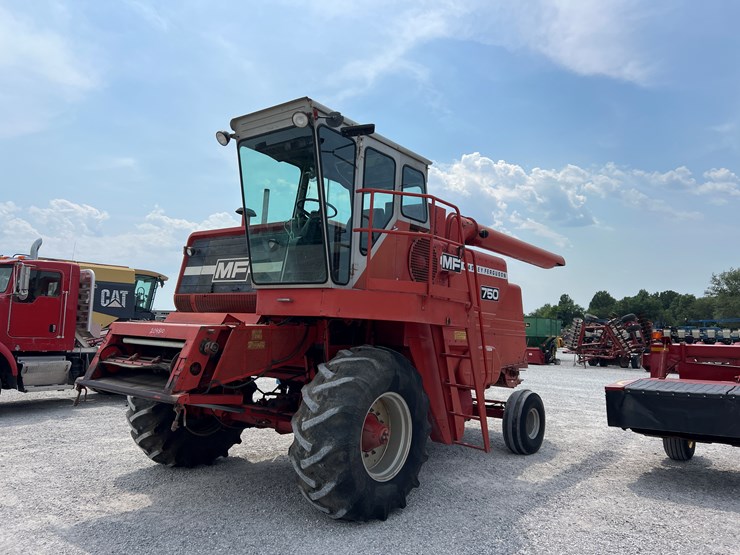 massey-ferguson-750-image-22
