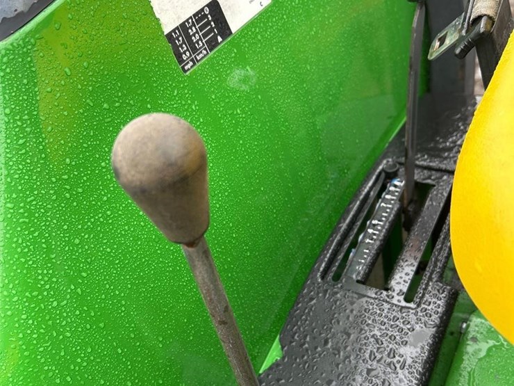 john-deere-4600-image-12