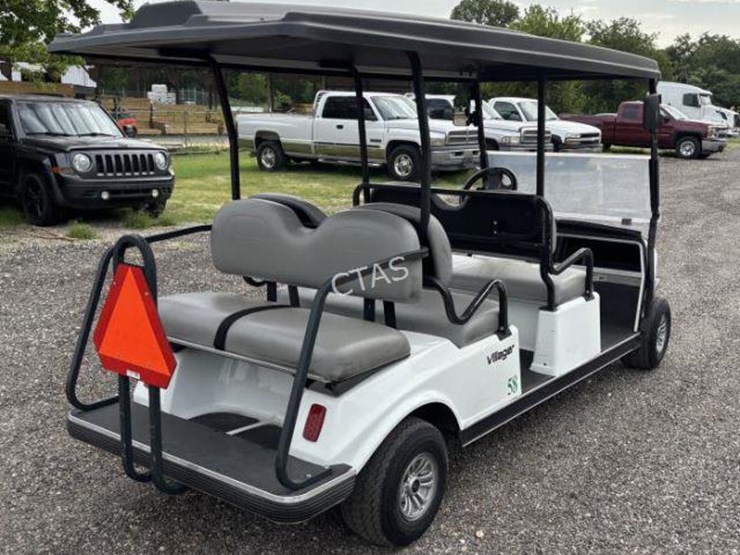 club-car-villager-6-image-3