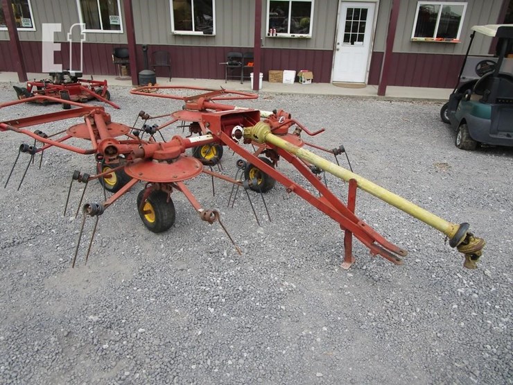 new-holland-163-image-6