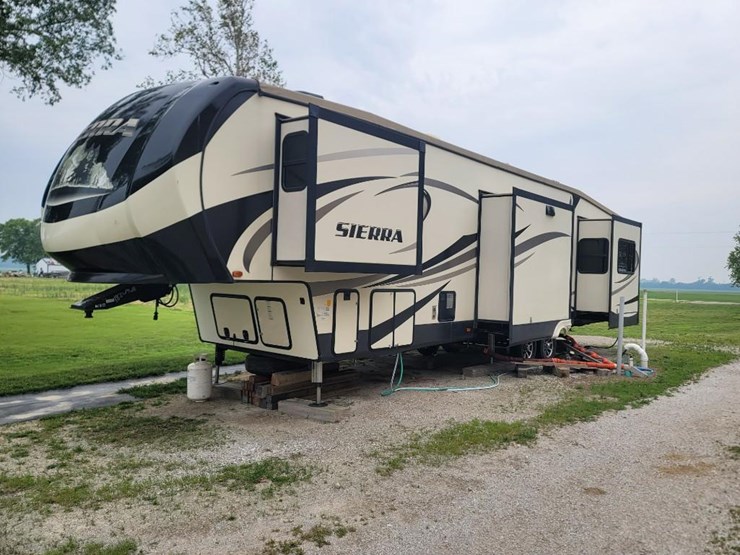 #20735-•-2017-forest-river-sierra-camper-image-63