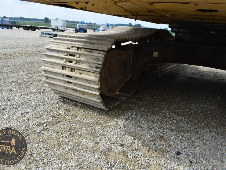 2015-komatsu-pc360-lc-11-image-35