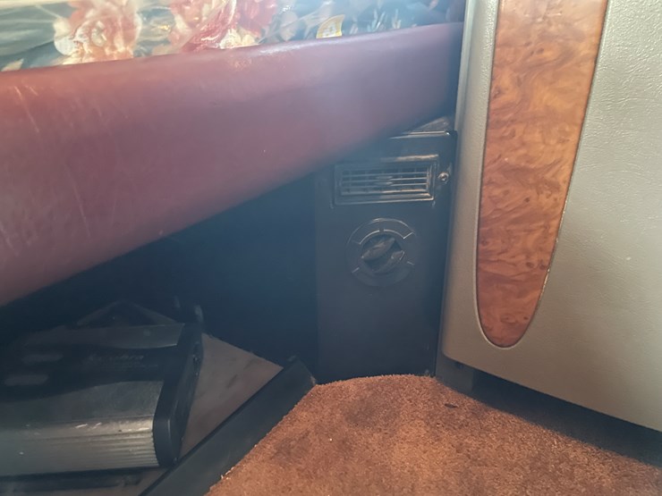 2007-peterbilt-379-image-84