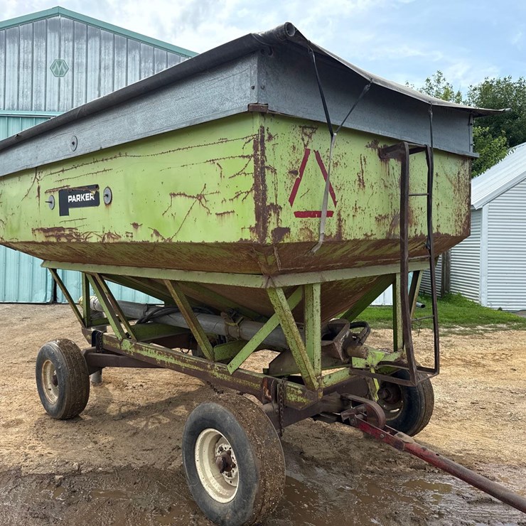 Parker 200bu seed tender wagon