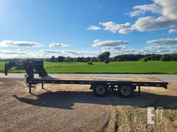 2014-big-tex-24-foot-gooseneck-trailer-image-10