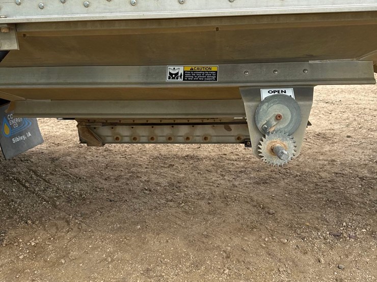 2011-wilson-grain-trailer-image-13