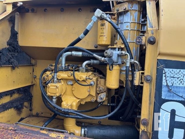 2002-caterpillar-320c-image-17