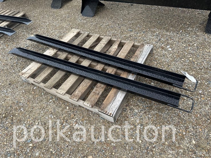 122---84"-light-duty-fork-extensions-image-1