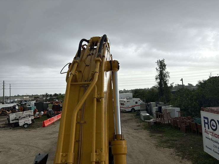 2004-caterpillar-345b-image-30