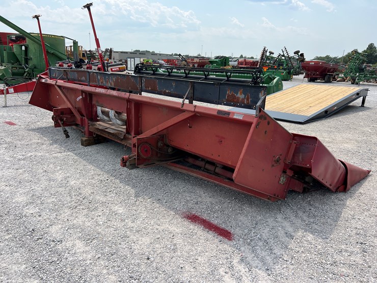 case-ih-1083-image-8
