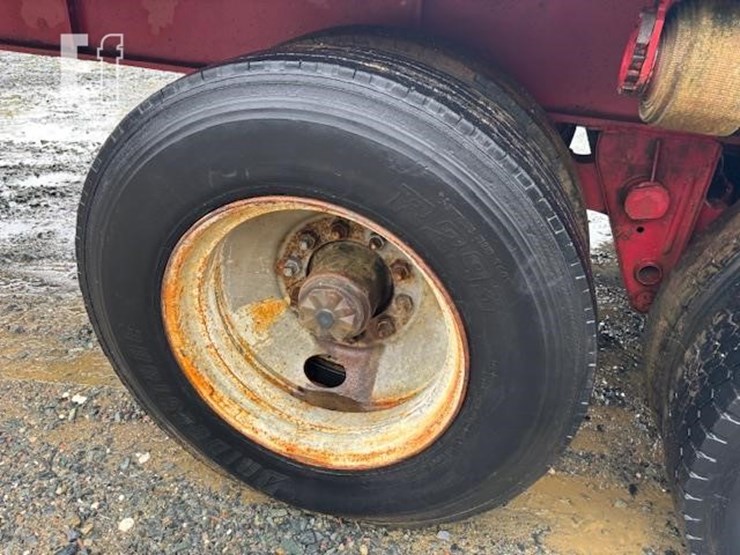 38'-flatbed-trailer-image-11