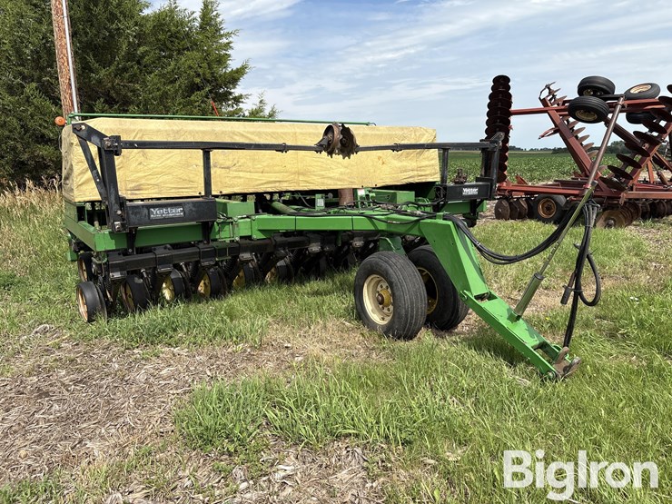 john-deere-750-image-3