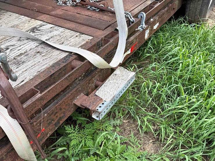 2007-pj-78-1/2”-x-25-1/2ft-gooseneck-flatbed-trailer-image-23