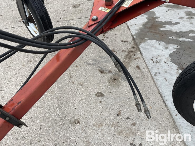 h&s-bifold12hyd-12-wheel-double-wheel-rake-image-10