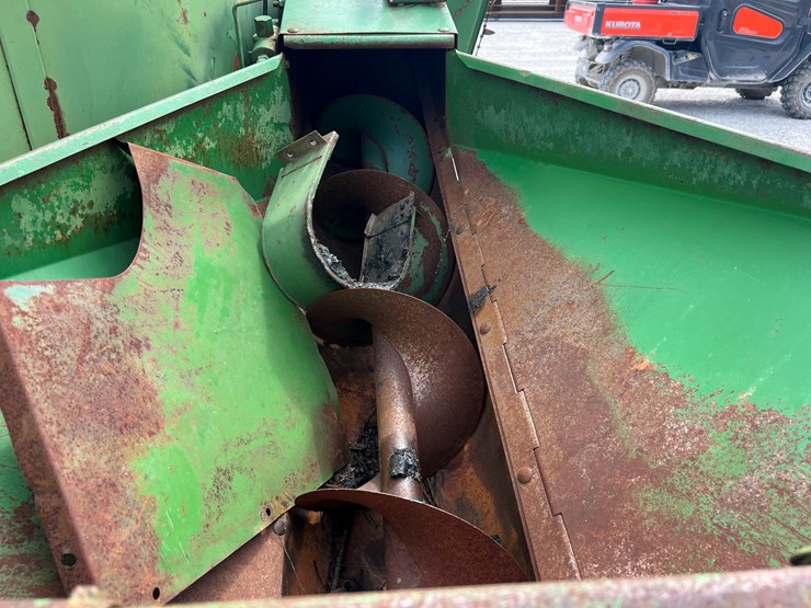 john-deere-750-image-6