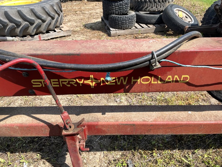 #1066-•-sperry-new-holland-892-chopper-(arcadia,-wi)-image-10