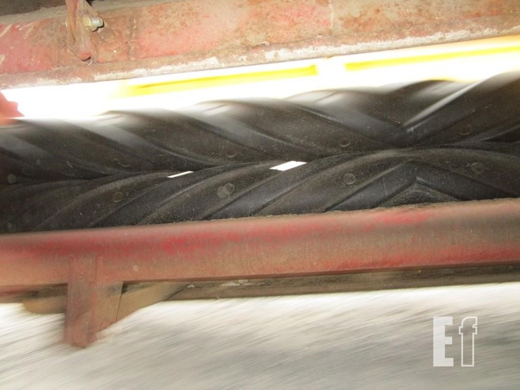new-holland-472-image-6