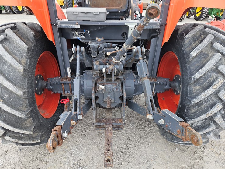 2021-kubota-m6s-111-image-11