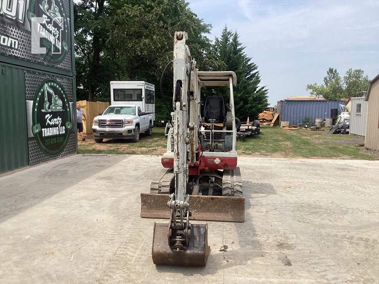 2006-takeuchi-tb135-image-8