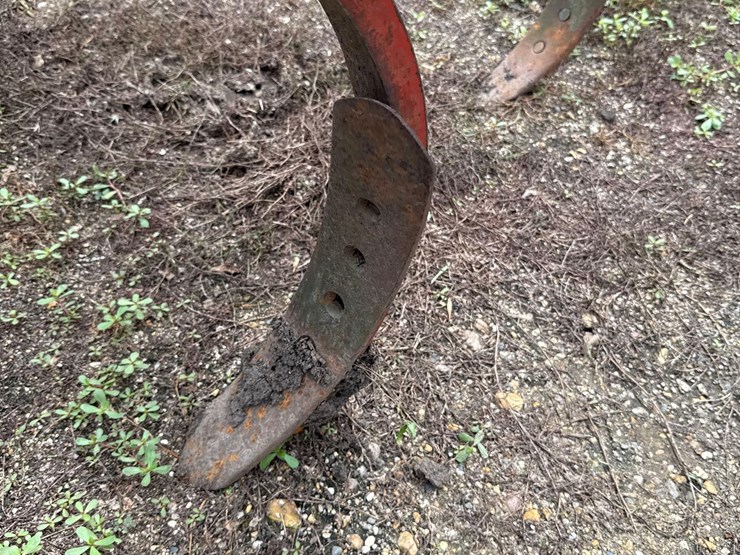 bush-hog-3pt-14-shank-chisel-image-12