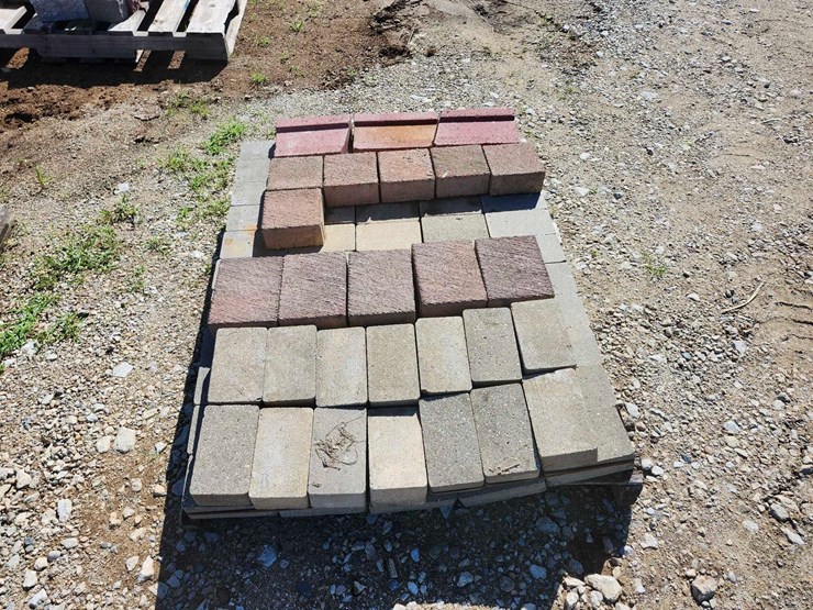 2-pallets-of-paver-bricks-image-2